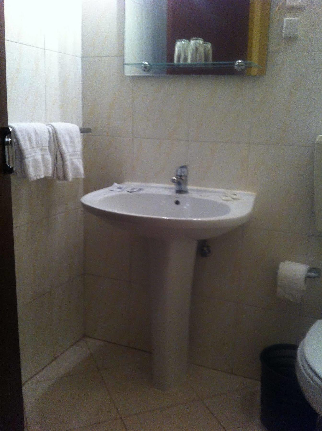 Modelo Hotel Lissabon Buitenkant foto